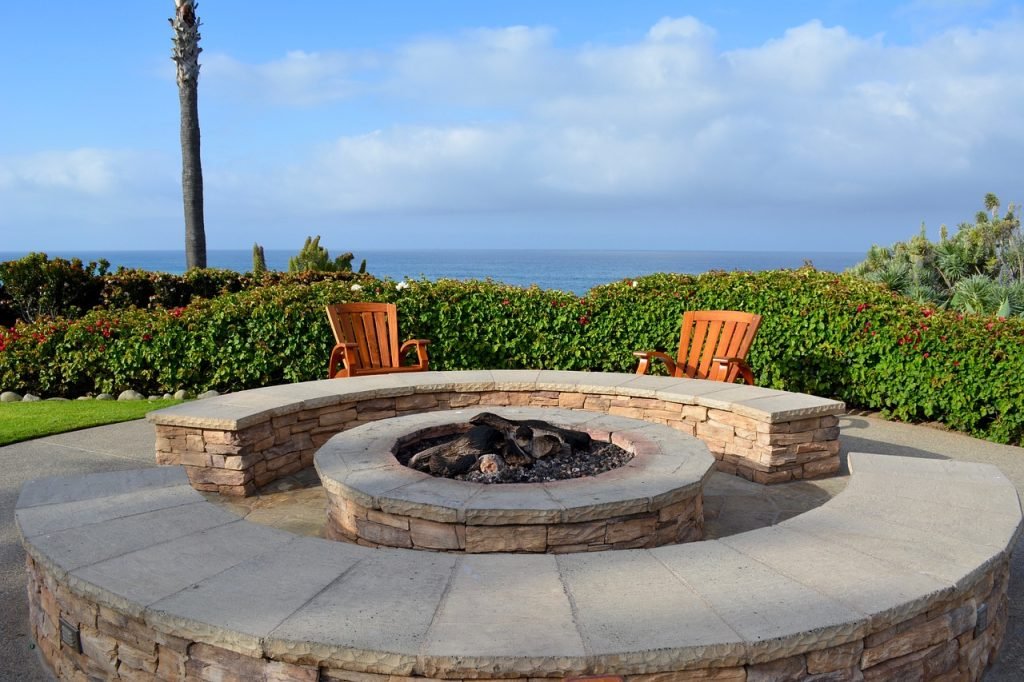 fire pit g54f65b313 1280 1024x682 - Upgrade Your Home's Value: Renovations That Are Worth the Investment