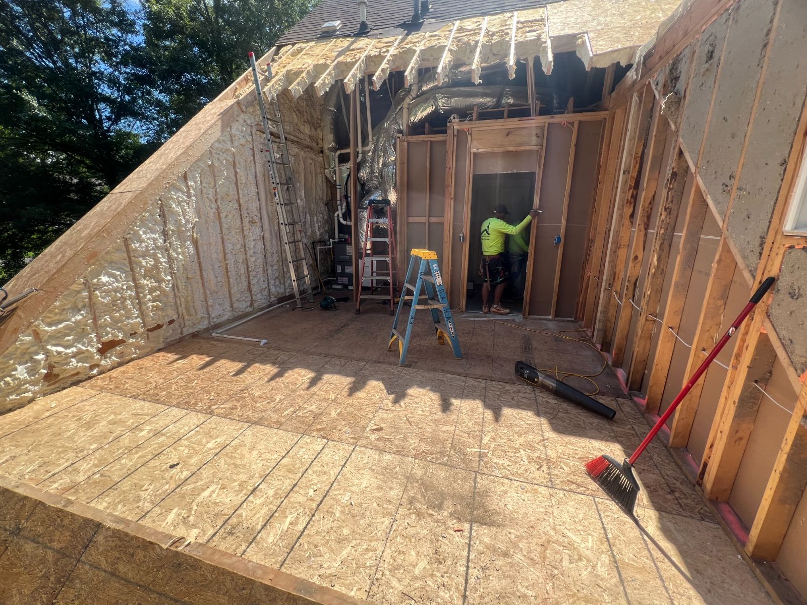Energy-efficient home builders