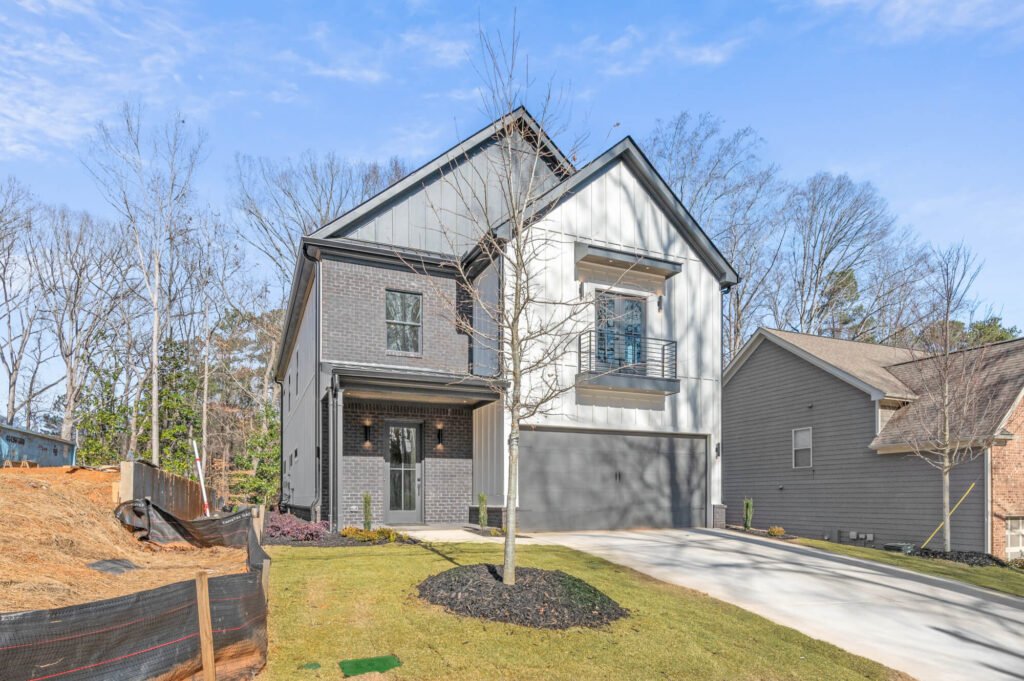 Side addition blends into architectural style